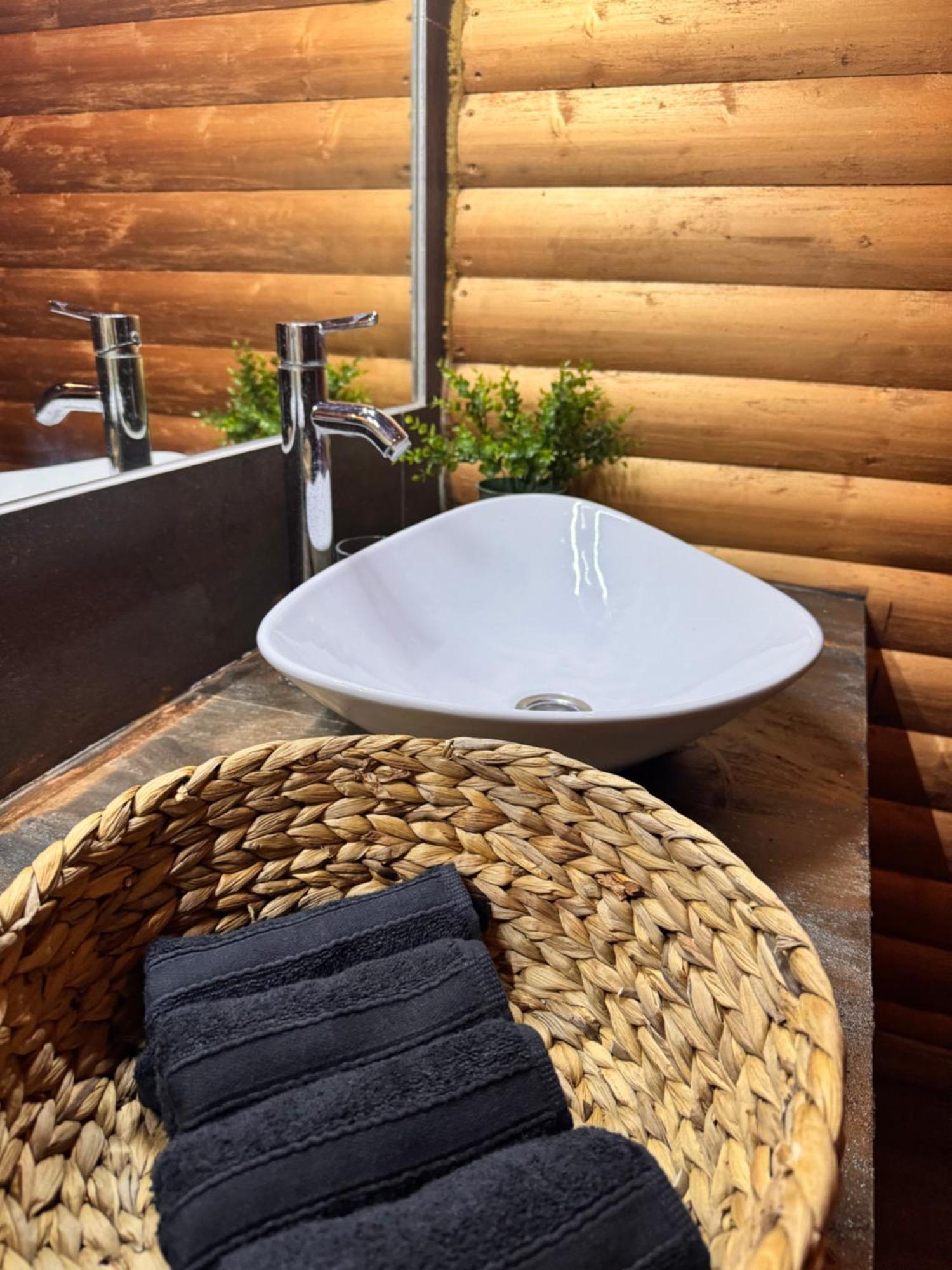 Glamping Resort Halicanum Grkavescak 외부 사진